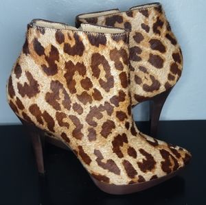 Steve Madden Survey 1 Leopard Print Ankle Boot Size 6 M